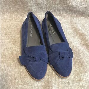 AEROSOLES Women's Navy Suede Loafers